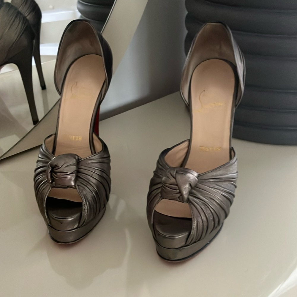 Christian Louboutin Alto Nado Napa Pewter Dorsey pump